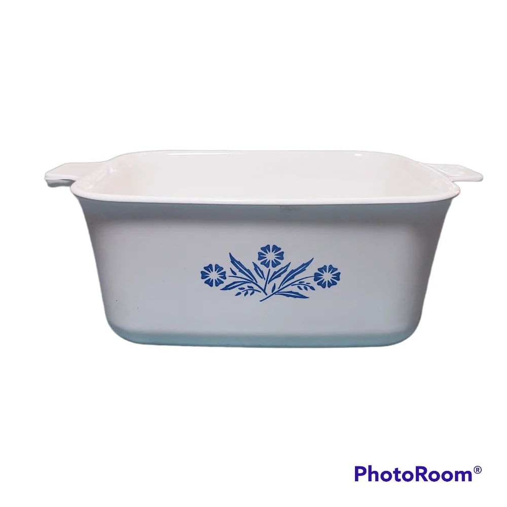 CORNING WARE P-4-B-1 Blue Cornflower Cookware, 1 1/2 Qt Loaf Pan made in…